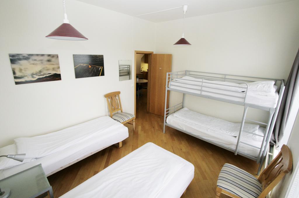Akranes Hi Hostel - Staywest Екстер'єр фото